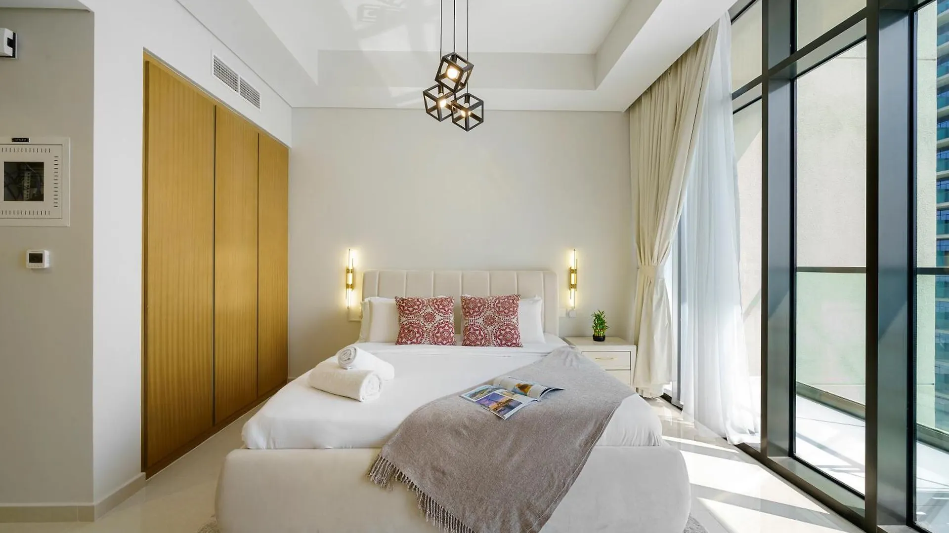 Stylish Studio With Great Views High Floor Dubai Appartement